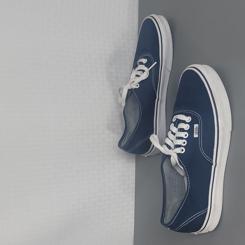 Vans sneakers size 10 excellent condition - Picture 4 of 10